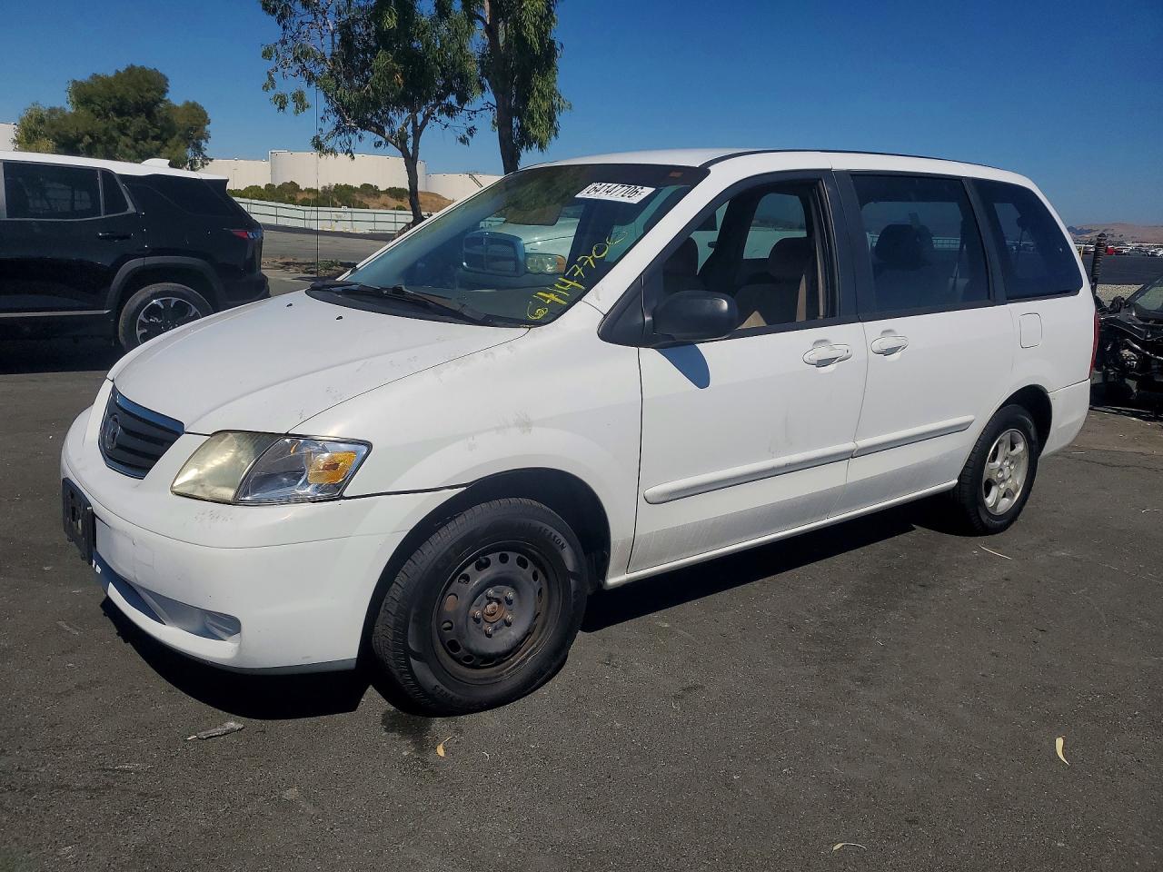 Photo of the 2001 MAZDA MPV WAGON