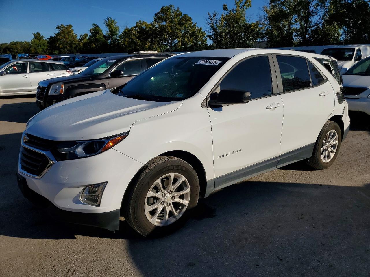 Photo of the 2020 CHEVROLET EQUINOX LS