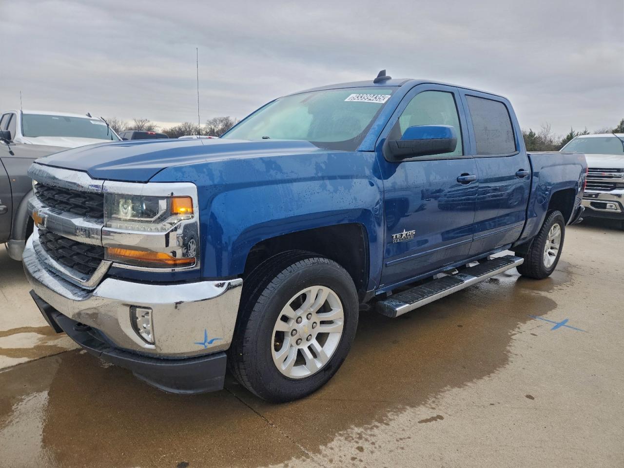 Photo of the 2018 CHEVROLET SILVERADO K1500 LT
