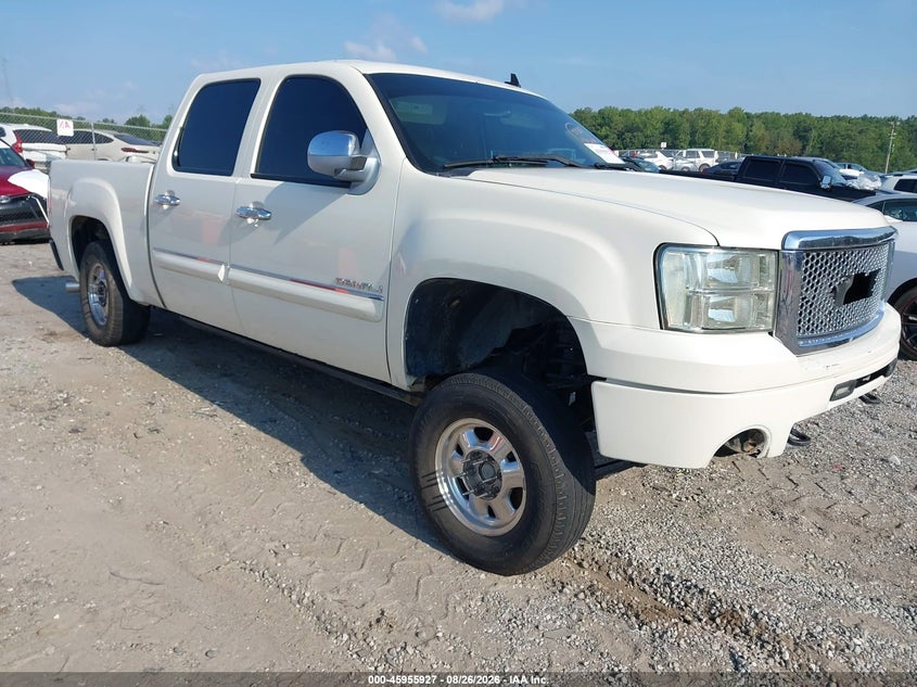 Photo of the 2013 GMC SIERRA 1500 DENALI