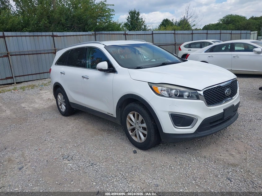 Photo of the 2017 KIA SORENTO 3.3L LX