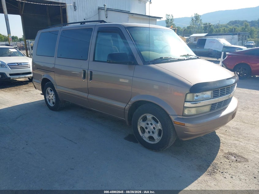 Photo of the 2005 CHEVROLET ASTRO