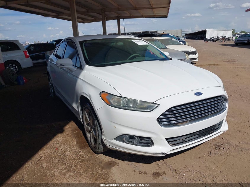 Photo of the 2015 FORD FUSION SE