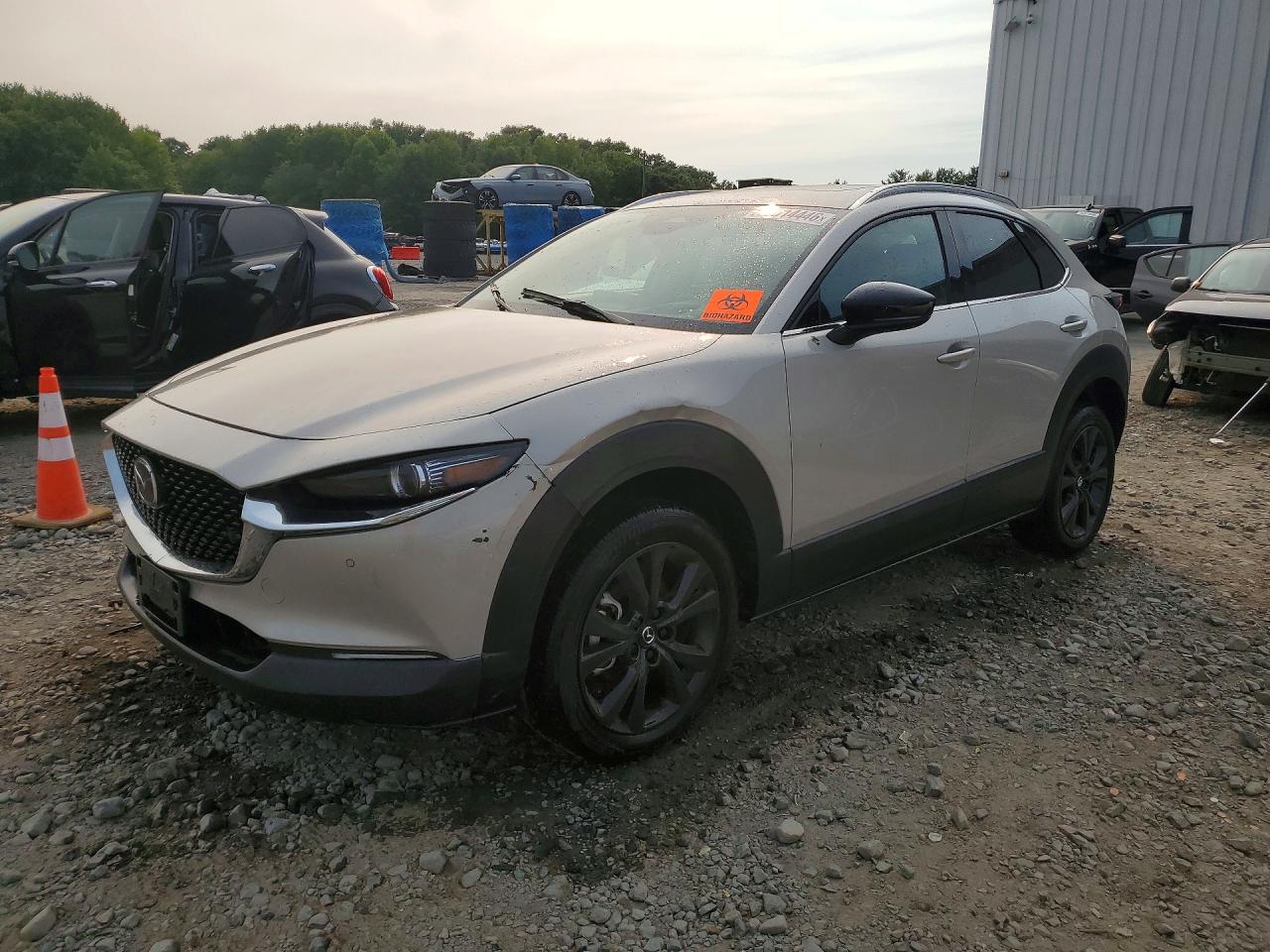 Photo of the 2024 MAZDA CX-30 PREMIUM PLUS