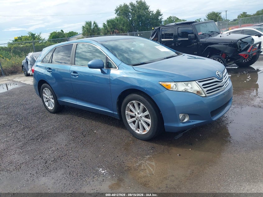 Photo of the 2010 TOYOTA VENZA