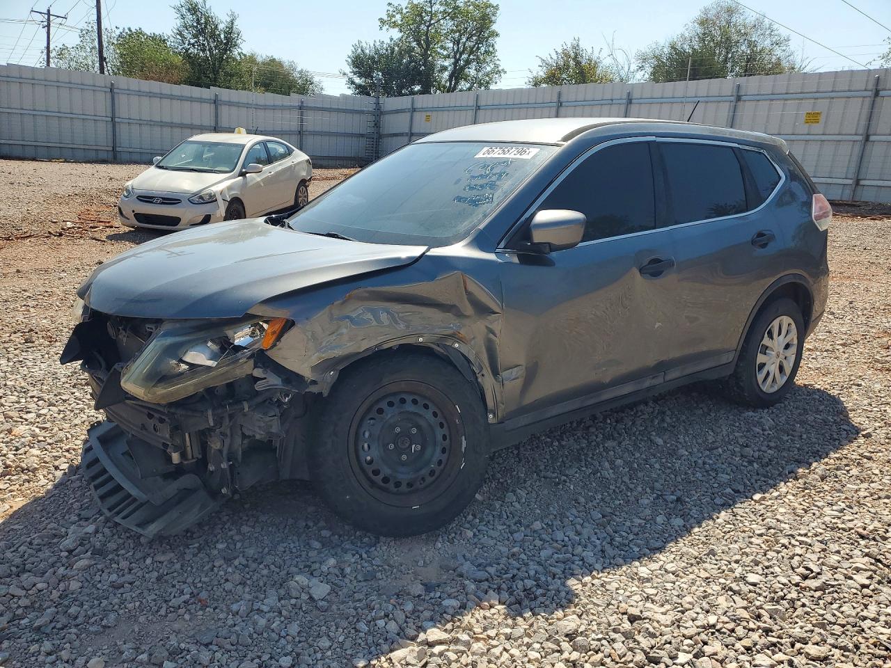 Photo of the 2016 NISSAN ROGUE S