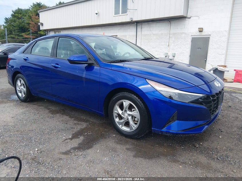 Photo of the 2021 HYUNDAI ELANTRA SE
