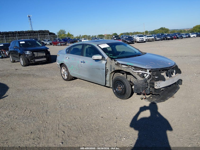 Photo of the 2013 NISSAN ALTIMA 2.5 SL