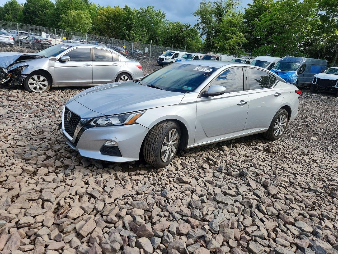 Photo of the 2021 NISSAN ALTIMA S