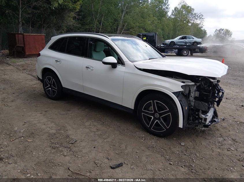 Photo of the 2024 MERCEDES-BENZ GLC 300 4MATIC SUV