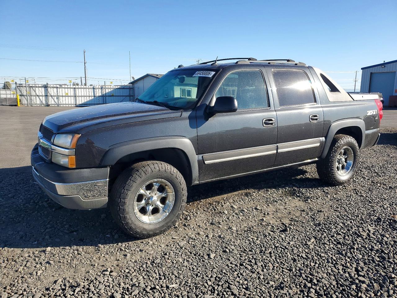 Photo of the 2004 CHEVROLET AVALANCHE K1500
