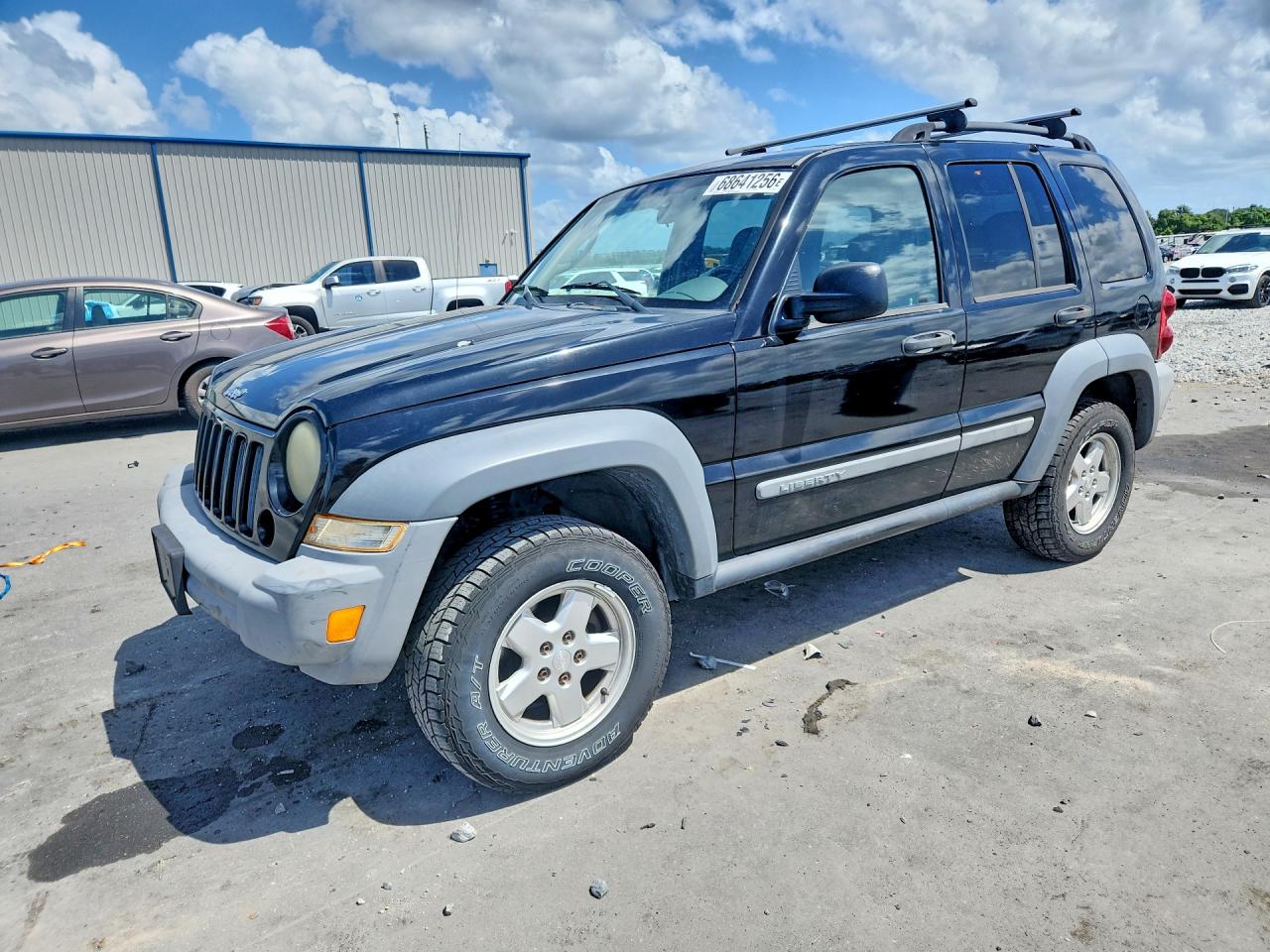 Photo of the 2005 JEEP LIBERTY SPORT