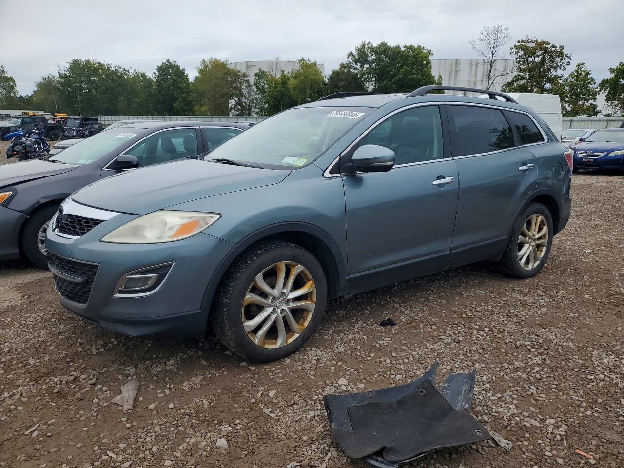 Photo of the 2012 MAZDA CX-9