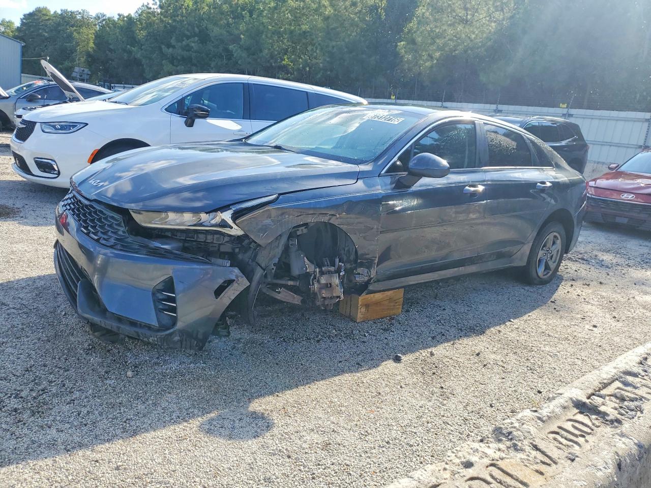 Photo of the 2021 KIA K5 LXS