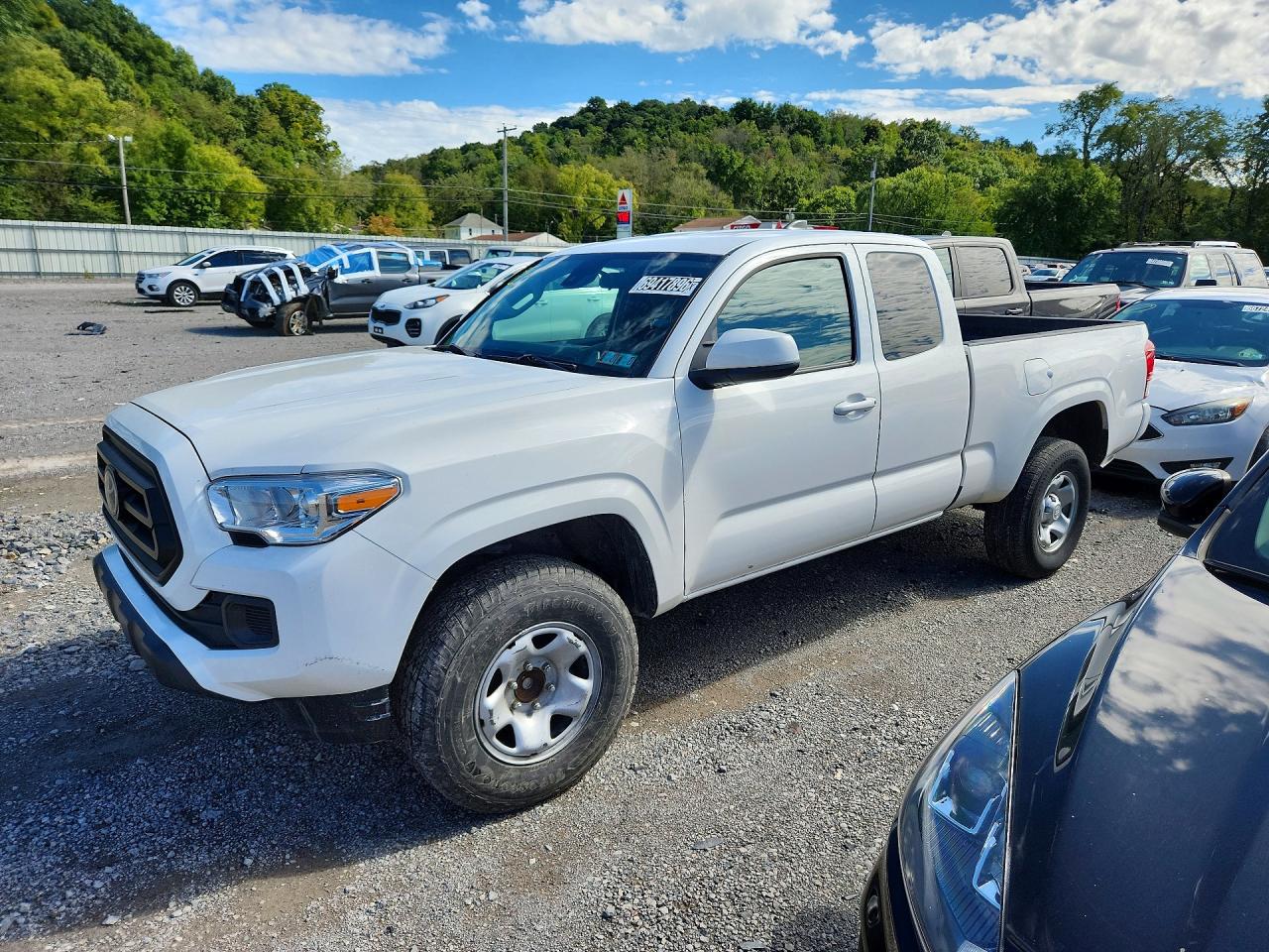 Photo of the 2023 TOYOTA TACOMA SR