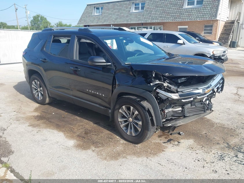 Photo of the 2026 CHEVROLET EQUINOX FWD LT