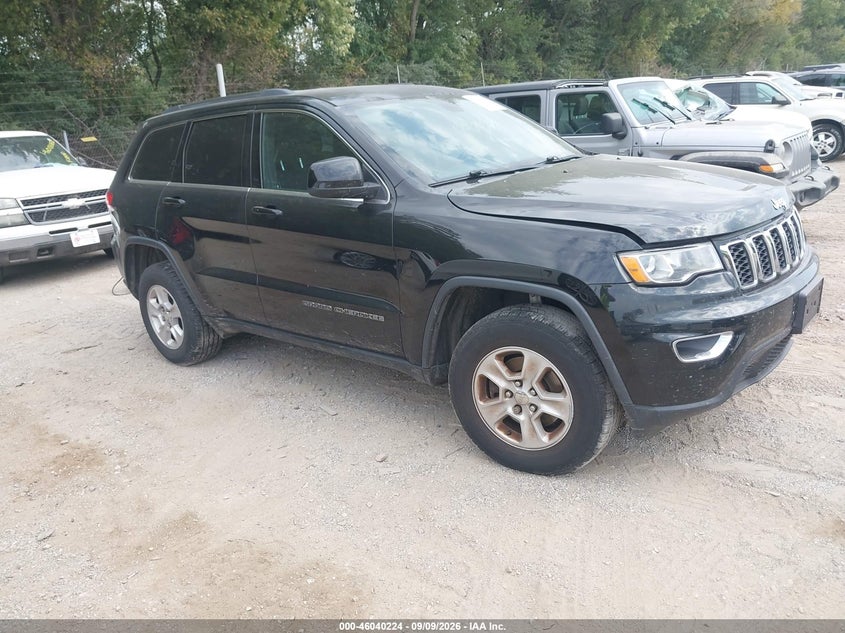 Photo of the 2017 JEEP GRAND CHEROKEE LAREDO 4X4