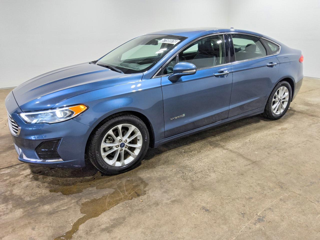 Photo of the 2019 FORD FUSION SEL