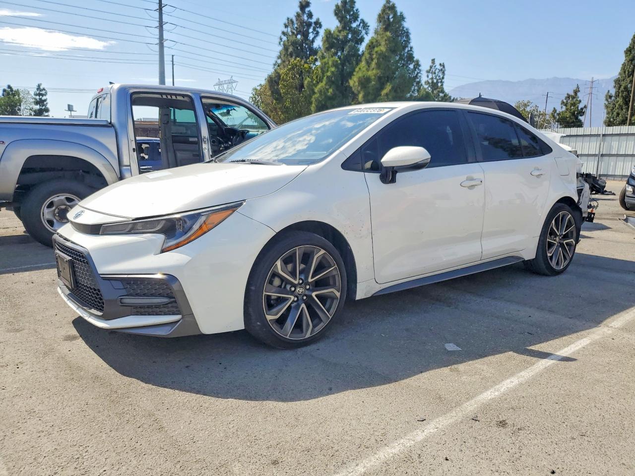 Photo of the 2021 TOYOTA COROLLA SE