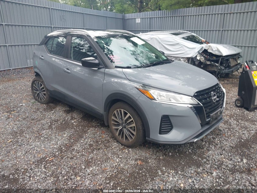 Photo of the 2023 NISSAN KICKS SV XTRONIC CVT