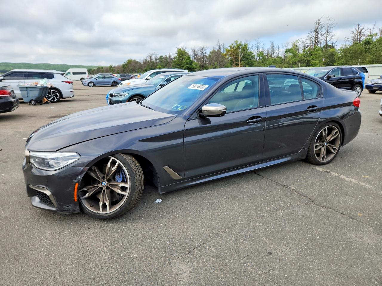 Photo of the 2019 BMW M550XI
