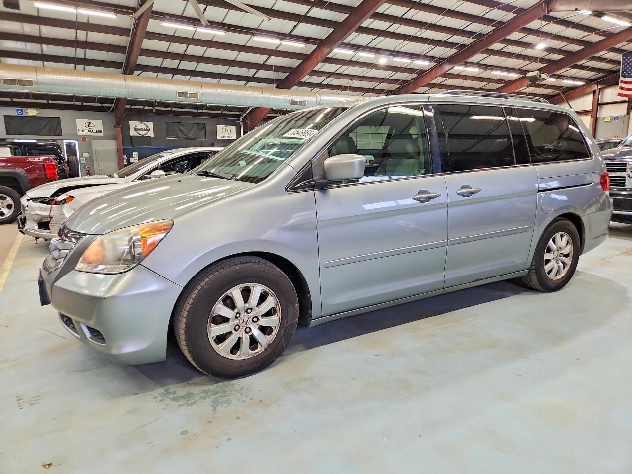 Photo of the 2010 HONDA ODYSSEY EXL