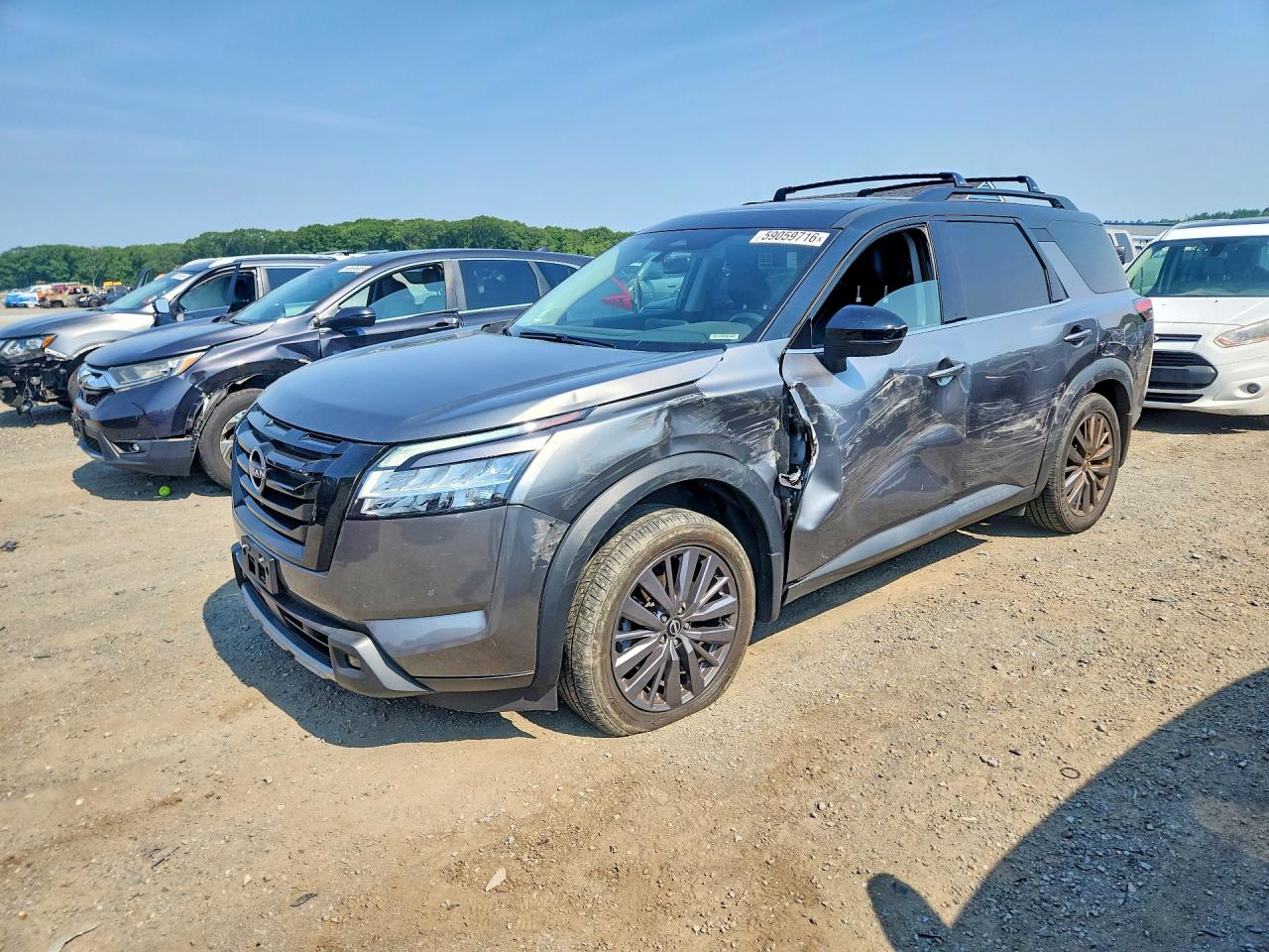 Photo of the 2023 NISSAN PATHFINDER SL