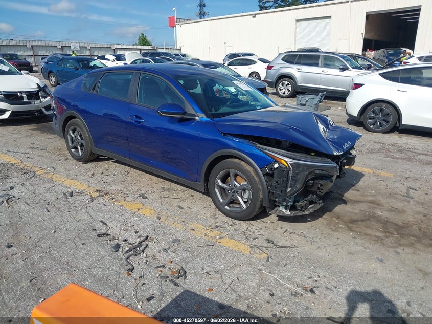 Photo of the 2025 KIA K4 LXS