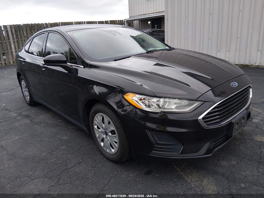 Photo of the 2020 FORD FUSION S