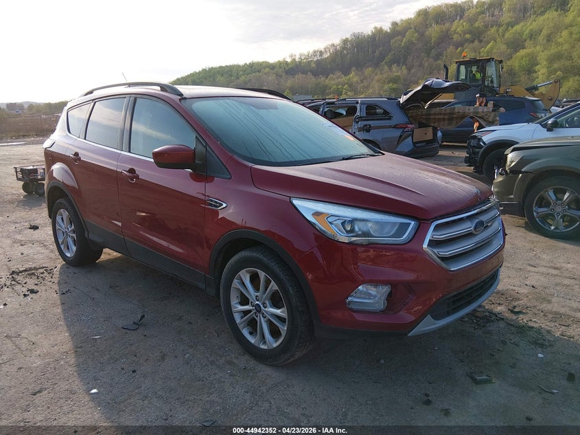 Photo of the 2018 FORD ESCAPE SEL