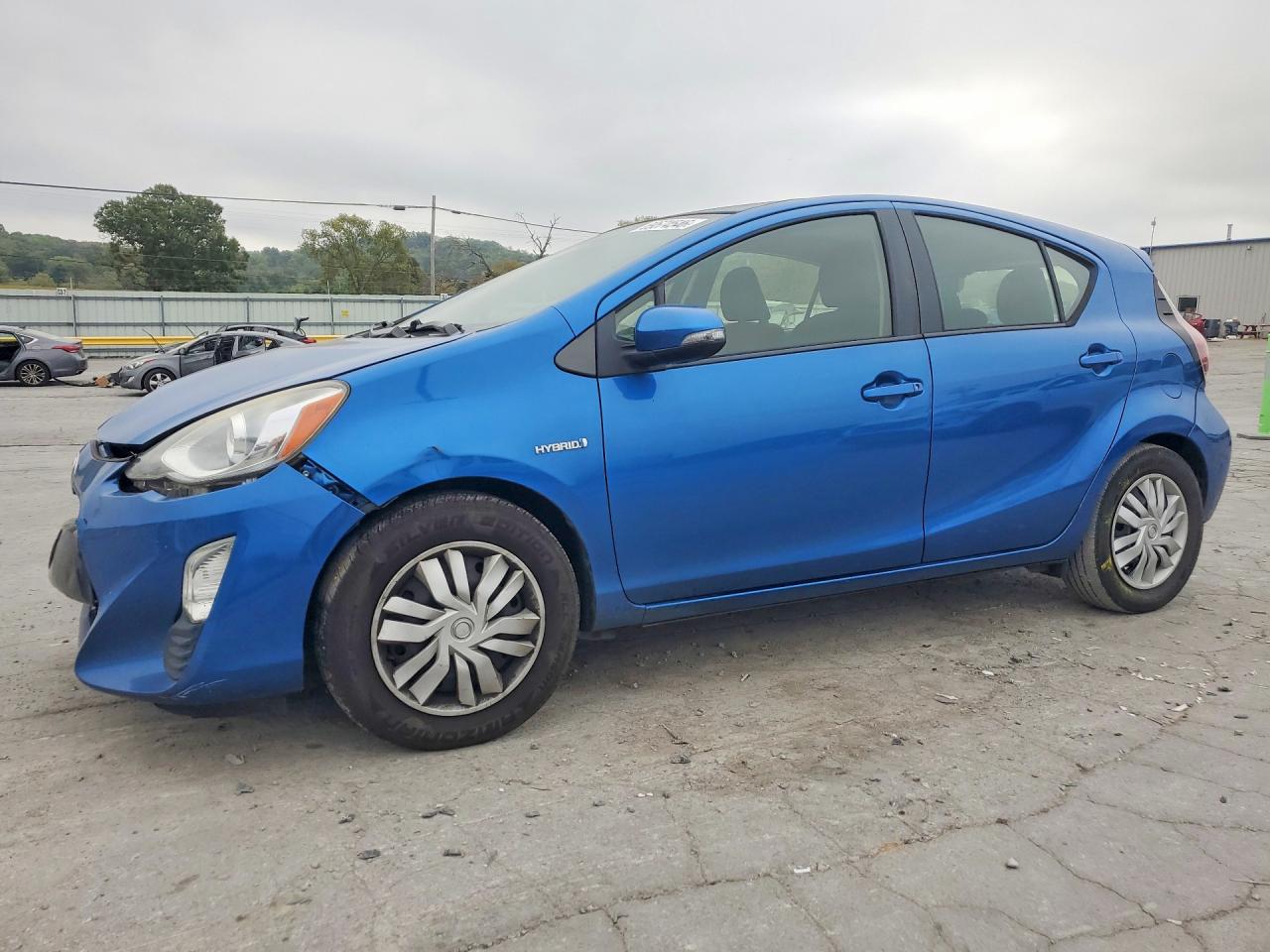 Photo of the 2016 TOYOTA PRIUS C TWO