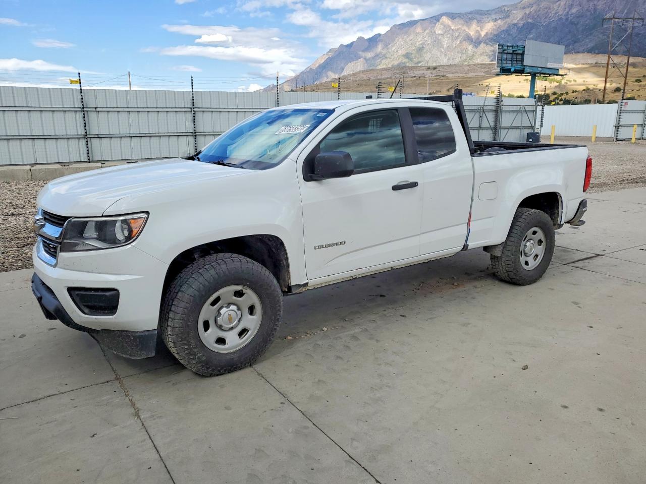 Photo of the 2017 CHEVROLET COLORADO