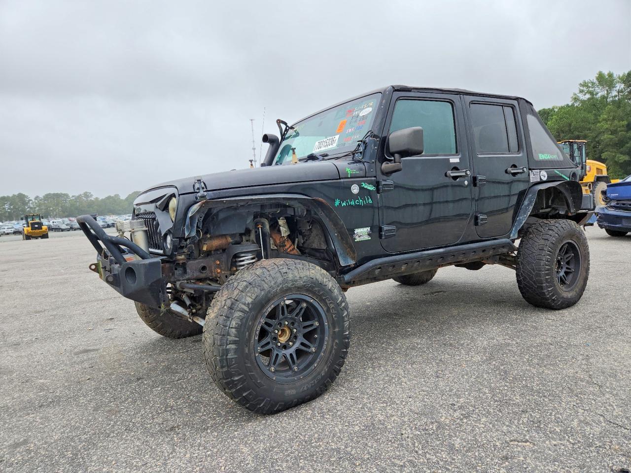 Photo of the 2017 JEEP WRANGLER UNLIMITED SPORT