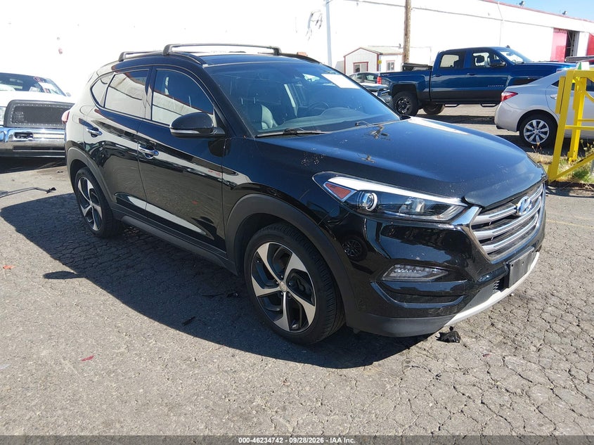 Photo of the 2017 HYUNDAI TUCSON LIMITED