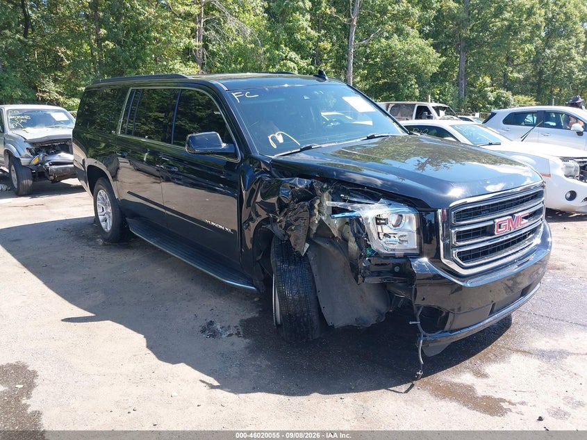 Photo of the 2020 GMC YUKON XL 4WD SLT