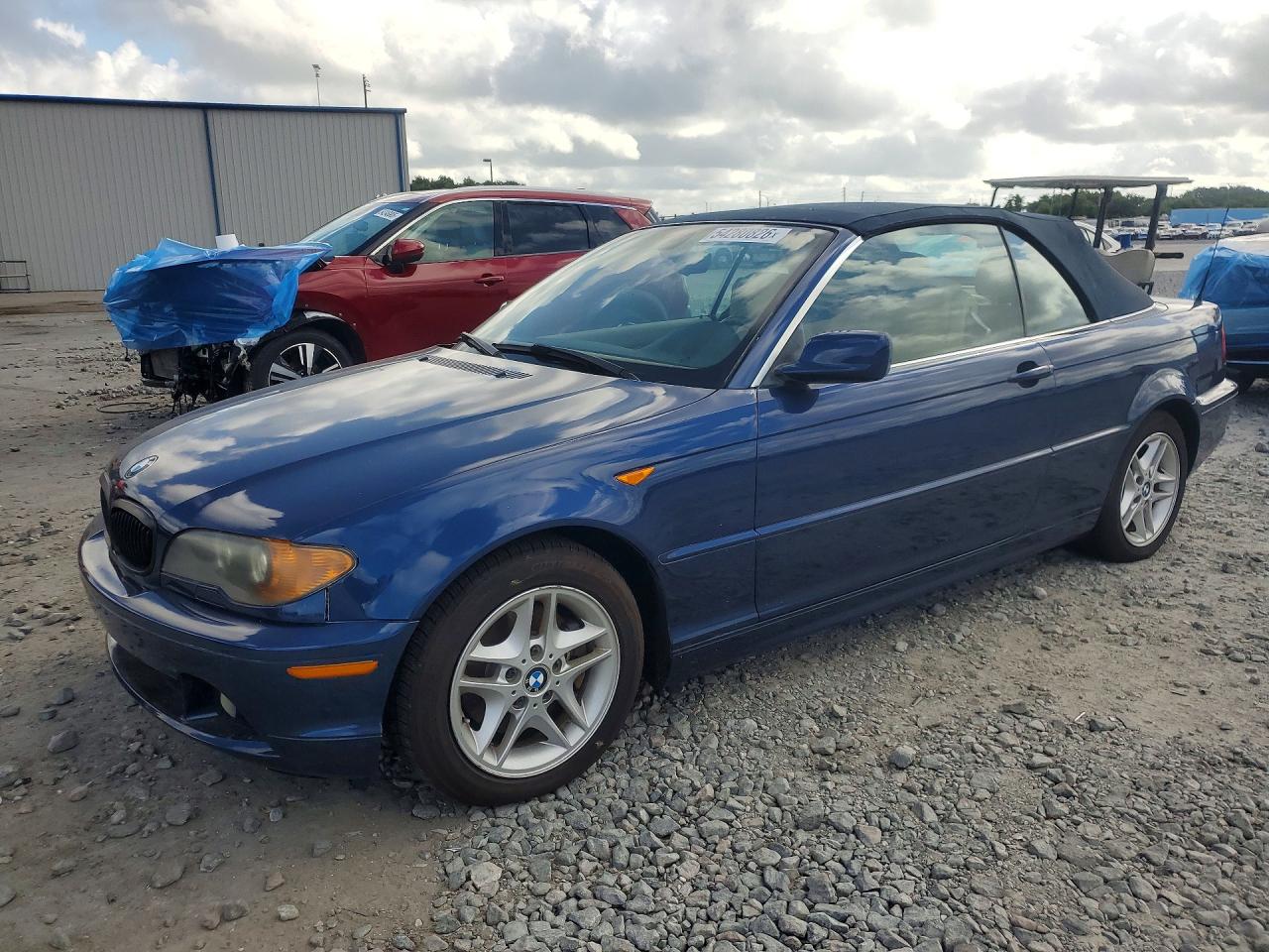 Photo of the 2004 BMW 325 CI