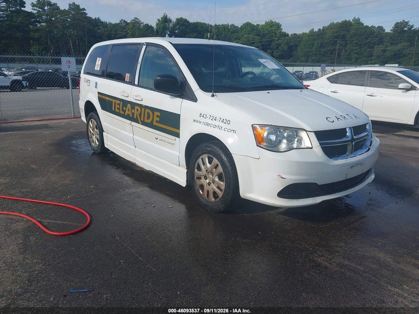 Photo of the 2017 DODGE GRAND CARAVAN SE