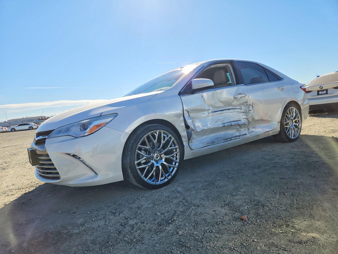 Photo of the 2015 TOYOTA CAMRY XLE V6