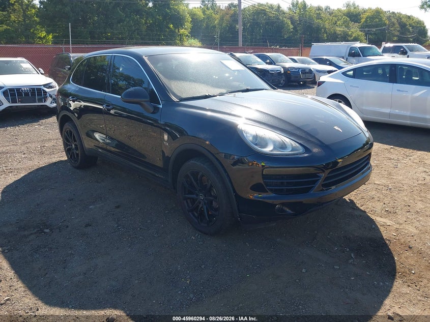 Photo of the 2013 PORSCHE CAYENNE DIESEL