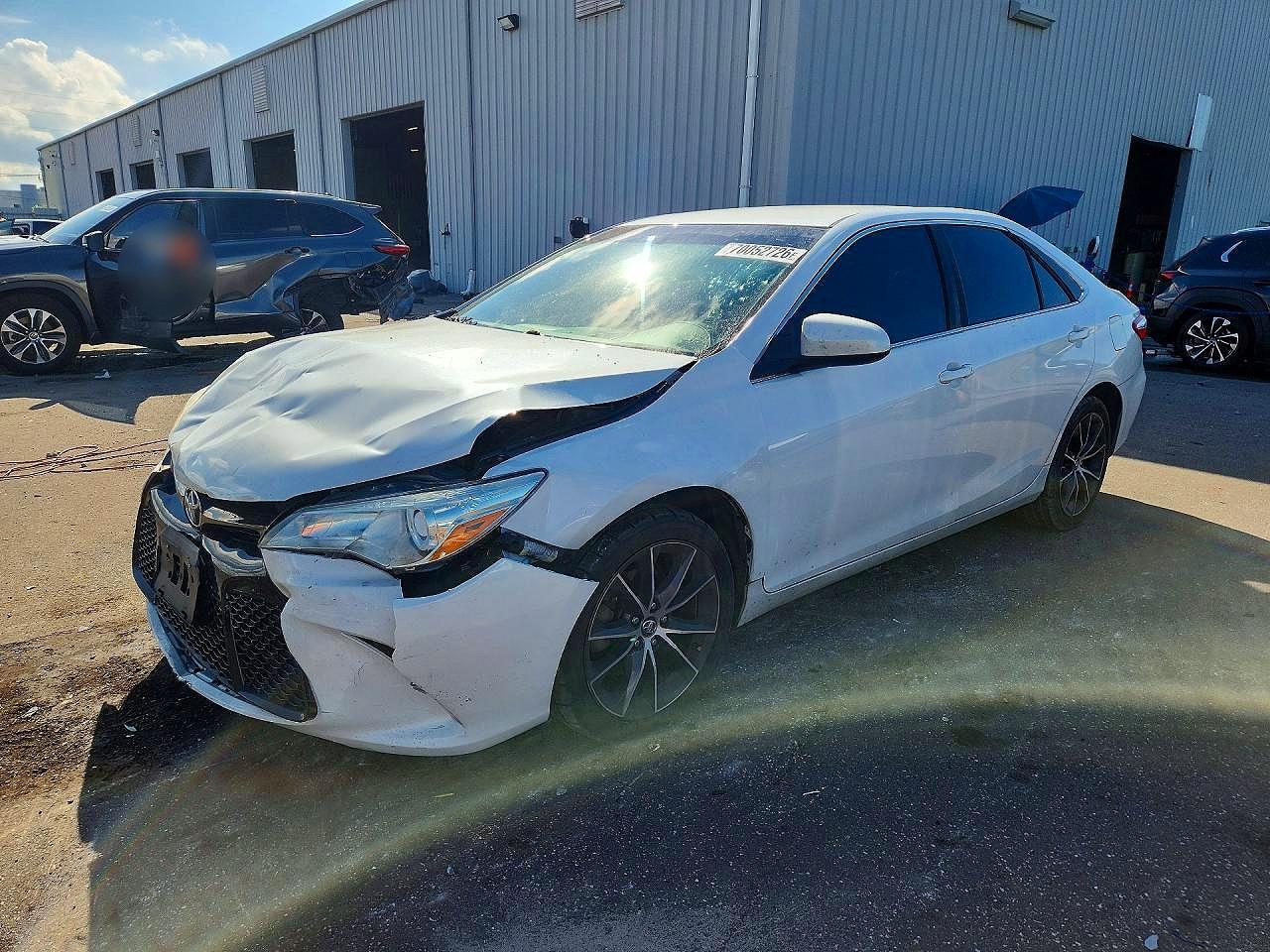 Photo of the 2017 TOYOTA CAMRY XSE