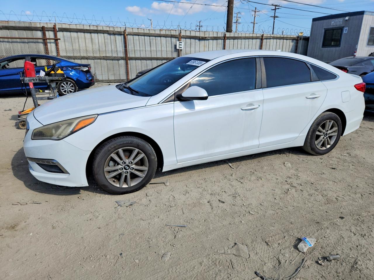 Photo of the 2015 HYUNDAI SONATA SE