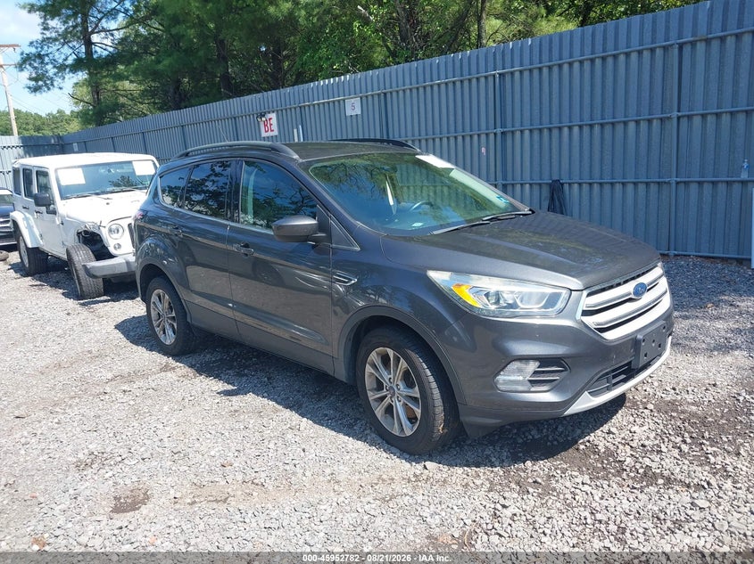 Photo of the 2018 FORD ESCAPE SEL