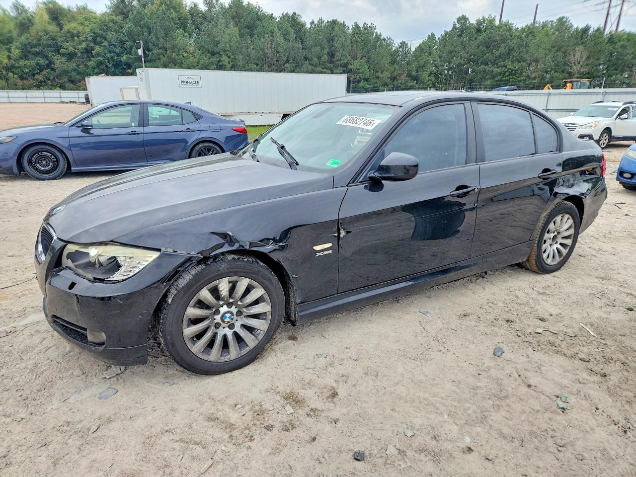 Photo of the 2009 BMW 328 XI