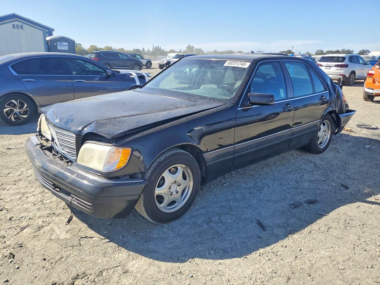 Photo of the 1999 MERCEDES-BENZ S 320W