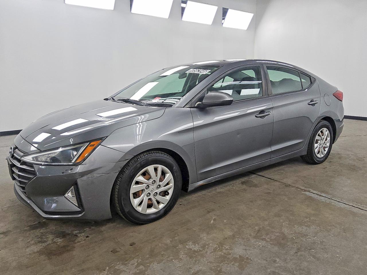 Photo of the 2019 HYUNDAI ELANTRA SE