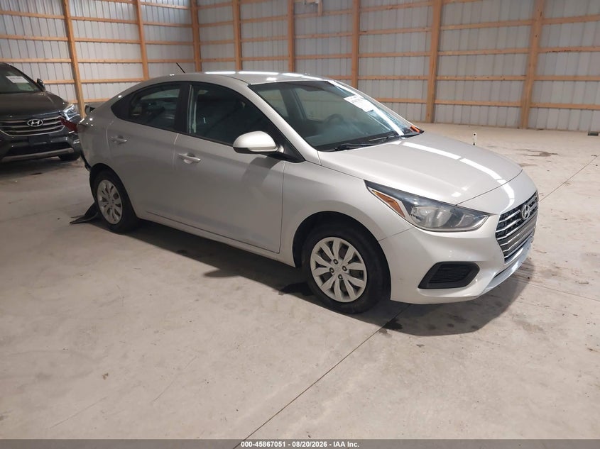 Photo of the 2021 HYUNDAI ACCENT SE