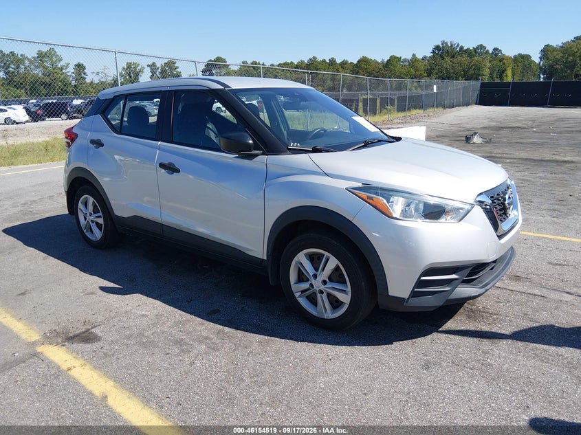 Photo of the 2020 NISSAN KICKS S XTRONIC CVT