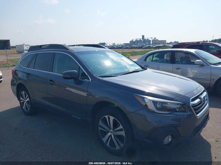 Photo of the 2018 SUBARU OUTBACK 2.5I LIMITED