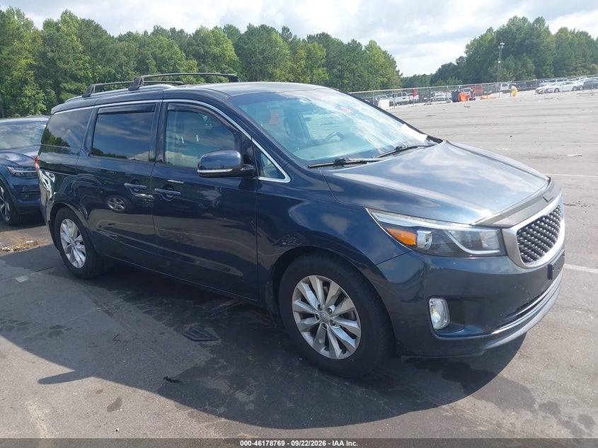 Photo of the 2016 KIA SEDONA EX