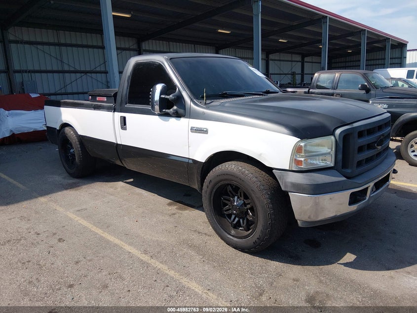 Photo of the 2007 FORD F-250 XL/XLT